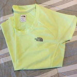 The North Face Women's FlashDry Short Sleeve